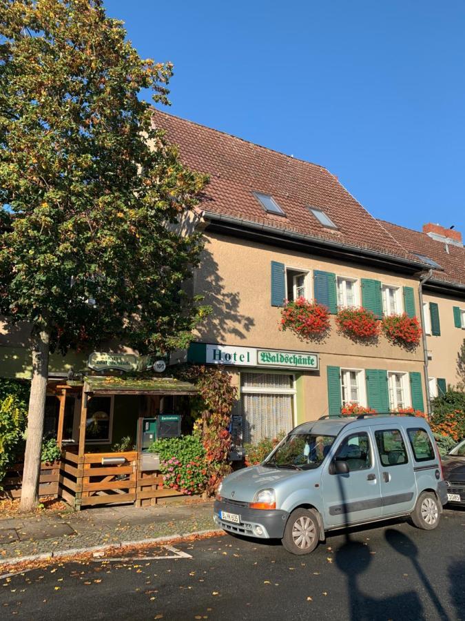 Landhotel Waldschaenke Berlim Exterior foto